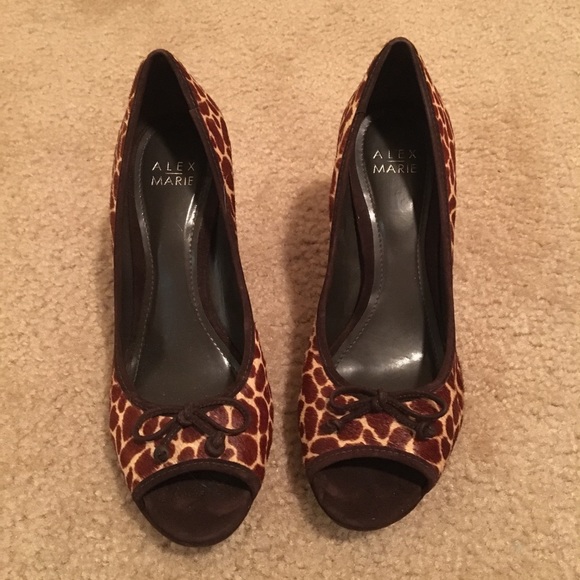 Alex Marie Cheetah Print Heels Size 8 1/2 - Picture 1 of 3